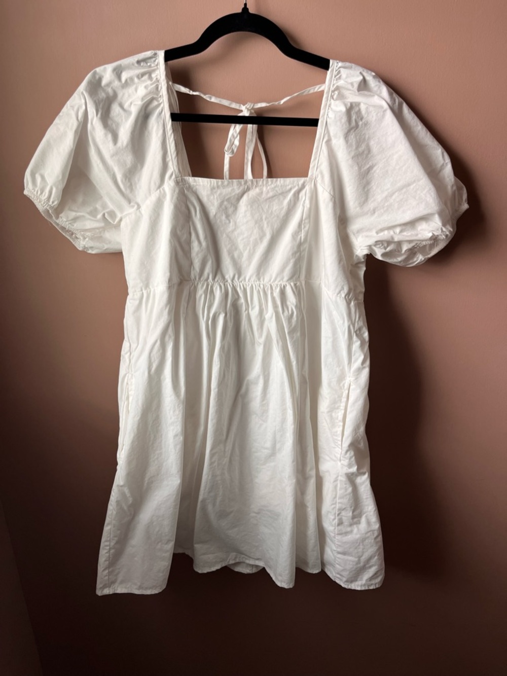 Draper James White Puff Sleeve Mini Dress; 100% Cotton, Toed in Back